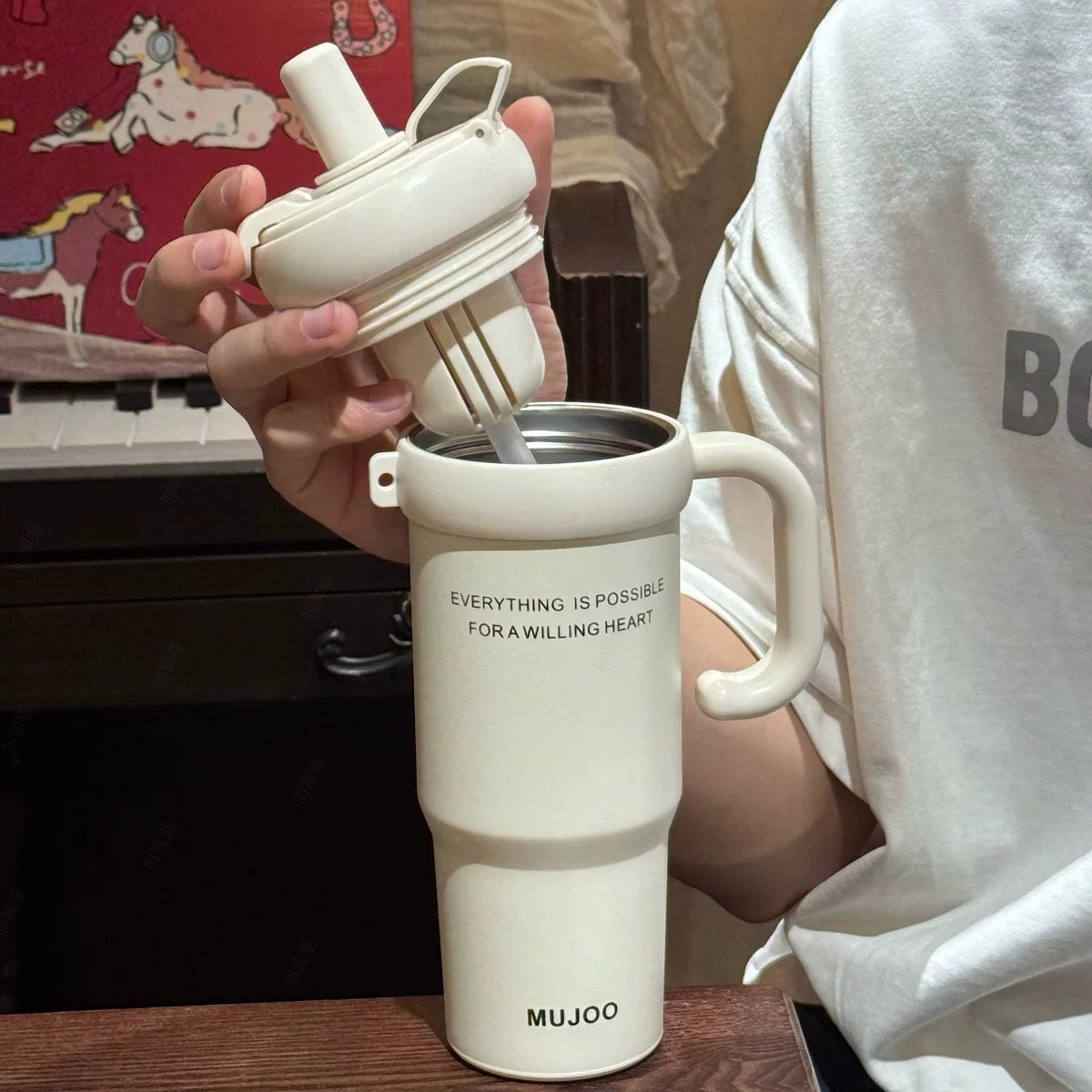 2026 New Vacuum Cup Large Capacity Tea Cup Men's Outdoor Ice Heater Straw Cup Handle Portable Portable Portable Car Cup
