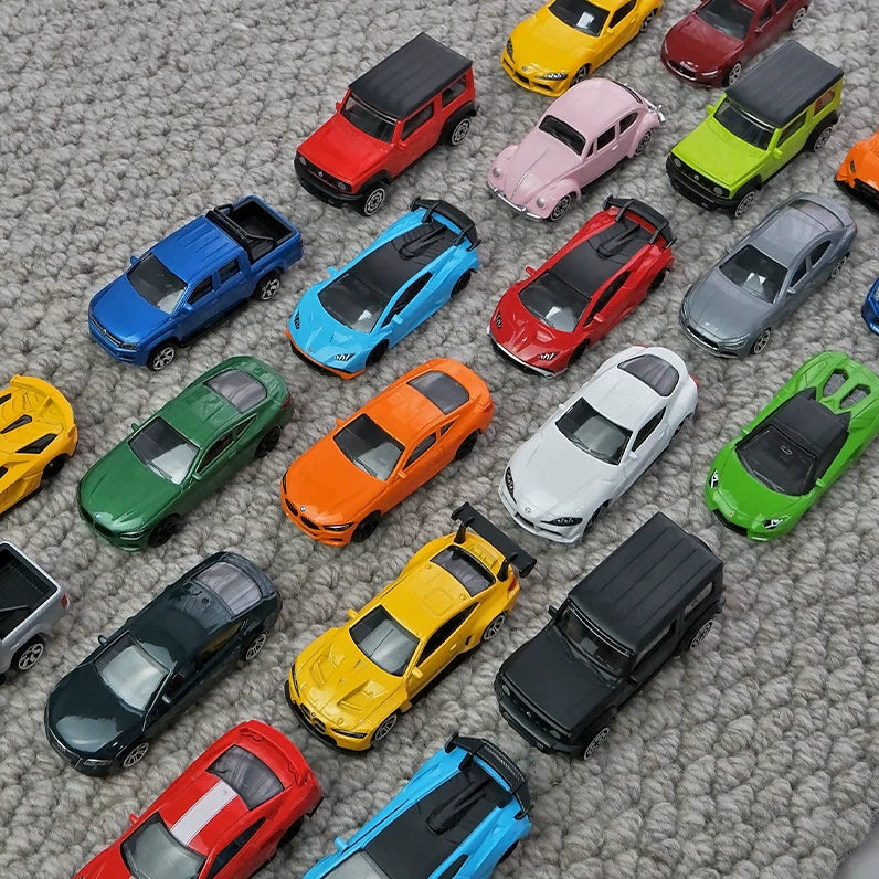 1:64 Caipo CCA Rambo Sports Car Model Alloy Small Proportion Car Shock Absorber Car Toy Boy Collection Ornaments