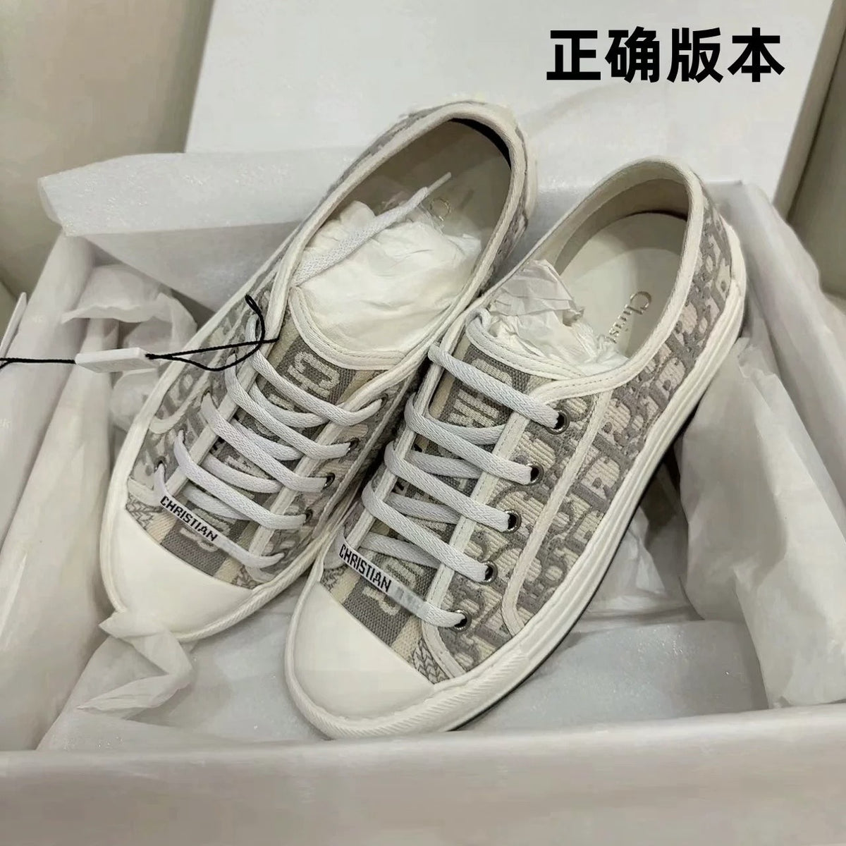 2026 Spring and Autumn New D Letter Embroidered Thick Sole Height Increasing Canvas Shoes Women's Casual All-Match Lace-up Sneakers Women